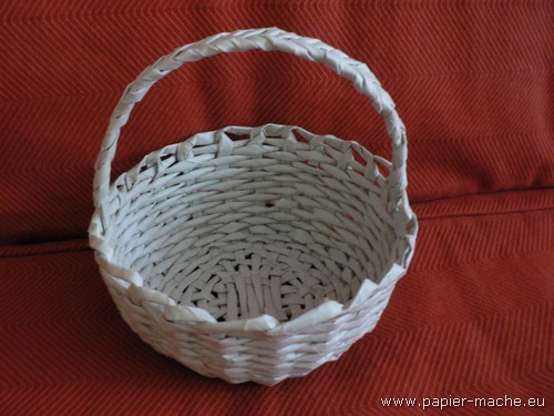 Papier mache basket 03