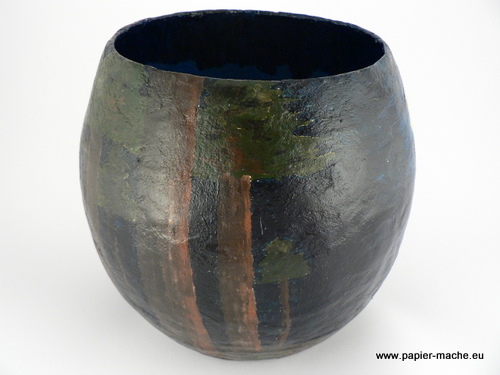 The bowl with the wolf - papier mache - forest